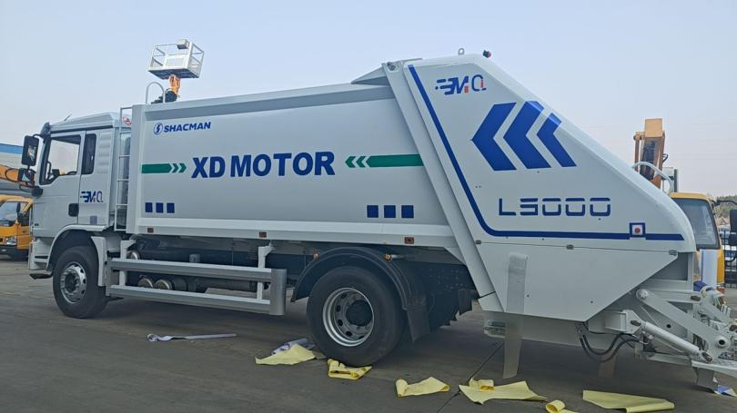 Мусоровоз компрессионный L3000-16м³ (4×2)