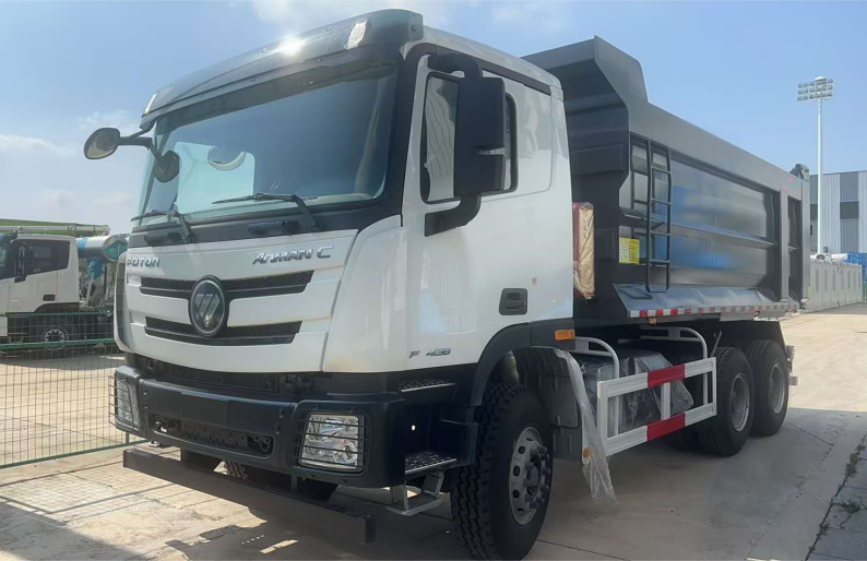 380 л.с. Сверхтяжелый самосвал-6×4